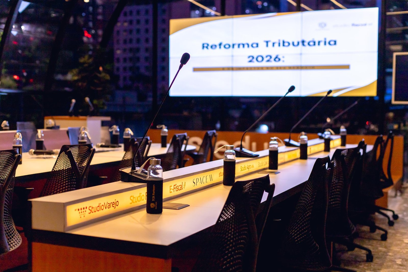 Auditório preparado para o encontro sobre a Reforma Tributária 2026 promovido pela TCR Partners